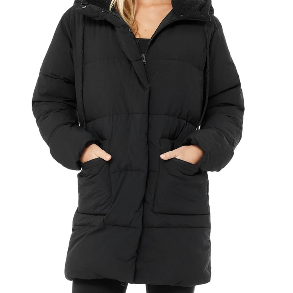 Alo Yoga Cypress Puffer Jacket XS